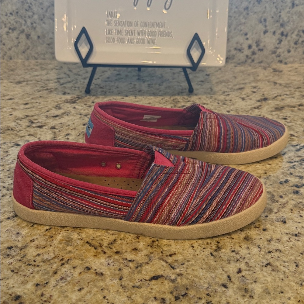 TOMS Classic Slip On Shoes Women 9 Pink Blue Canvas Casual Flats - Picture 2 of 7